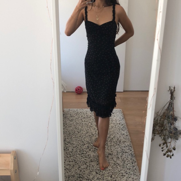 Urban Outfitters Dresses & Skirts - ♡ Urban outfitters ruffle chiffon polka dot midi